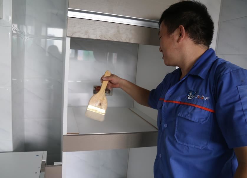老鐵，這些定制家具的問題扎心了嗎？